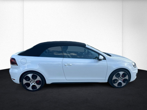 Volkswagen - Golf GTI