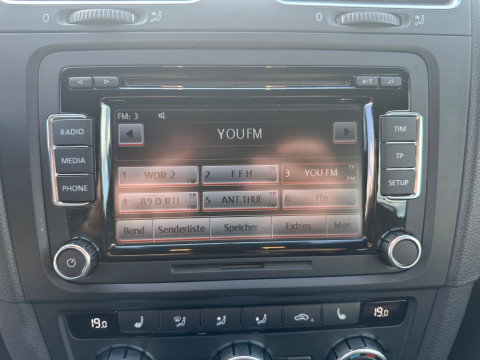 Volkswagen - Golf GTI