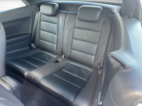 Volkswagen - Golf GTI