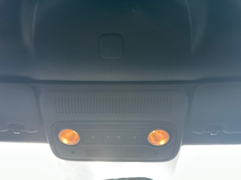 Volkswagen - Golf GTI