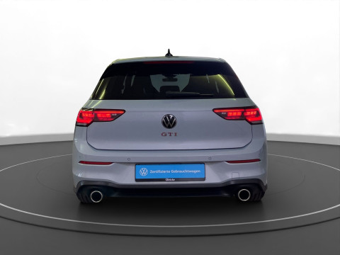 Volkswagen - Golf GTI