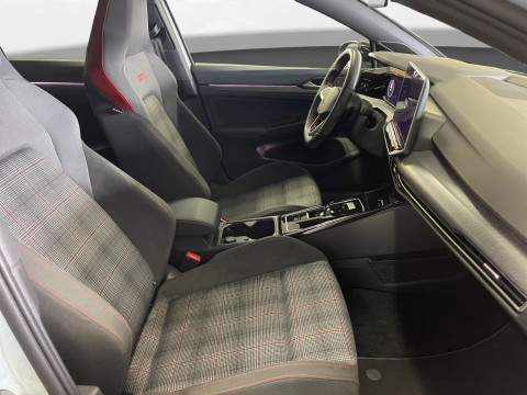 Volkswagen - Golf GTI