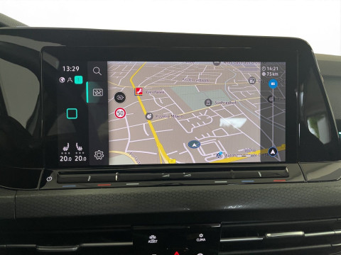 Volkswagen - Golf GTI