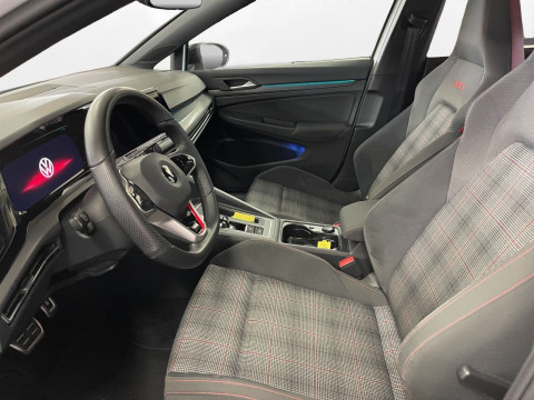 Volkswagen - Golf GTI