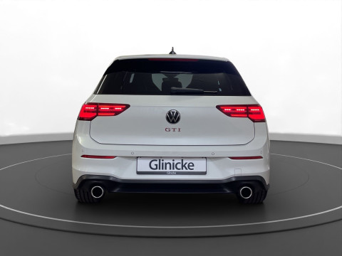 Volkswagen - Golf GTI