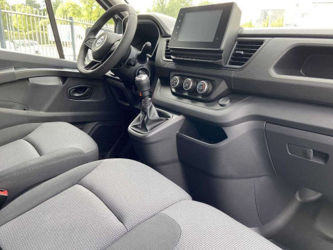 Ansicht 10 - Gebrauchtwagen Fahrzeug, Modell Primastar der Marke Nissan von Verkäufer Auto Emotion GmbH & Co. KG