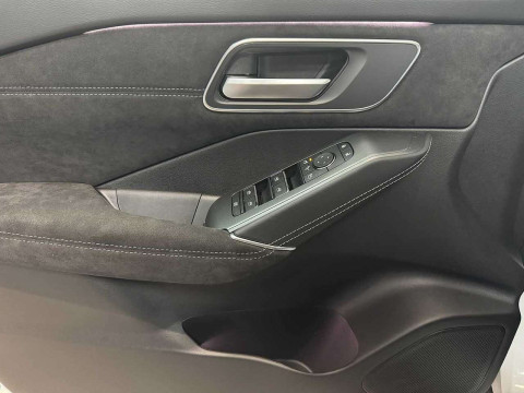 Ansicht 5 - Gebrauchtwagen Fahrzeug, Modell Qashqai der Marke Nissan von Verkäufer Auto Emotion GmbH & Co. KG