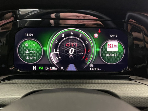 Volkswagen - Golf GTI