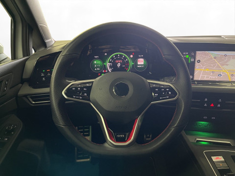 Volkswagen - Golf GTI