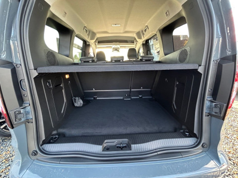 Ansicht 13 - Gebrauchtwagen Fahrzeug, Modell Townstar der Marke Nissan von Verkäufer Auto-Center Grimmen GmbH & Co. Fzg.handel KG