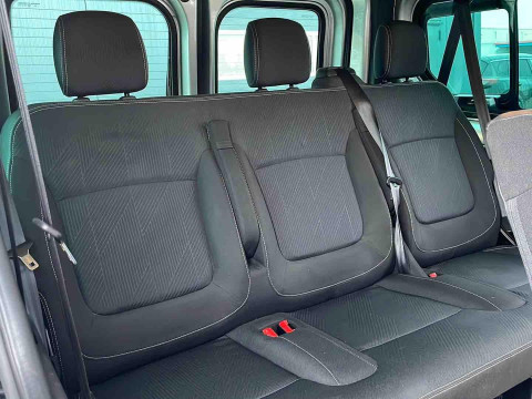 Ansicht 12 - Gebrauchtwagen Fahrzeug, Modell NV300 der Marke Nissan von Verkäufer Siegfried Schmidt GmbH