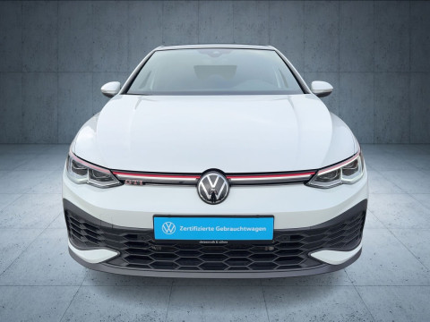 Volkswagen - Golf GTI