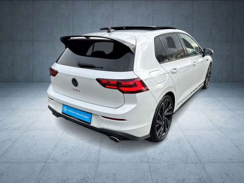 Volkswagen - Golf GTI