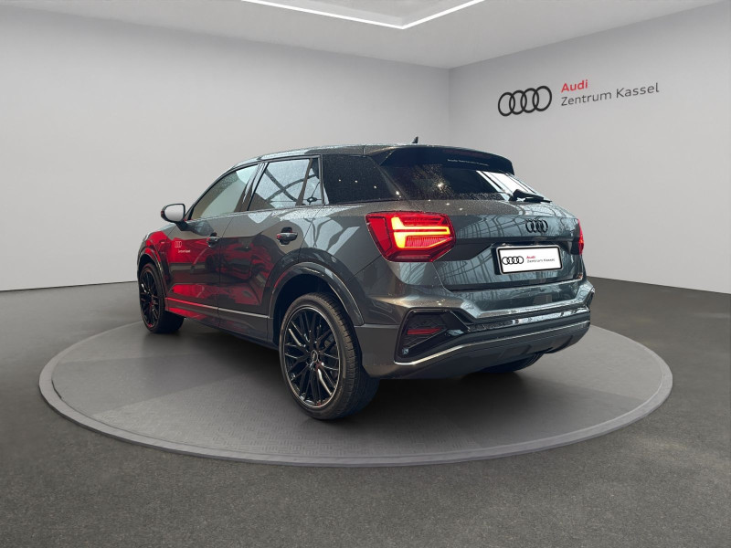 Audi - Q2
