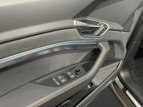 Audi - e-tron Sportback