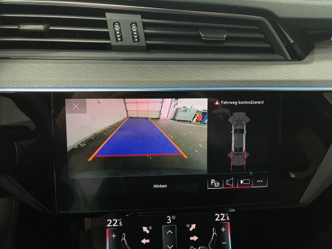 Audi - e-tron Sportback