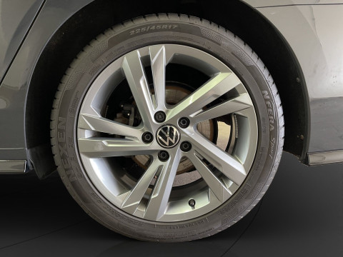 Volkswagen - Golf Variant