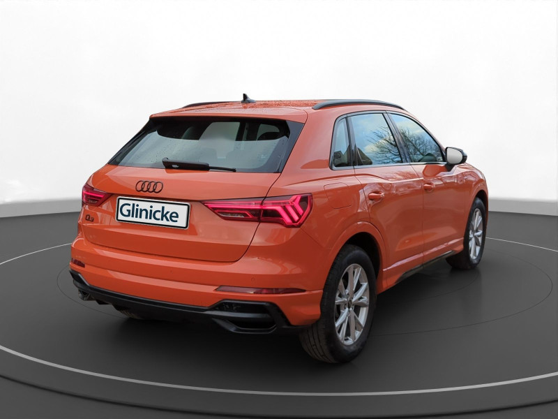 Audi - Q3