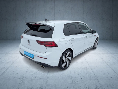 Volkswagen - Golf GTI