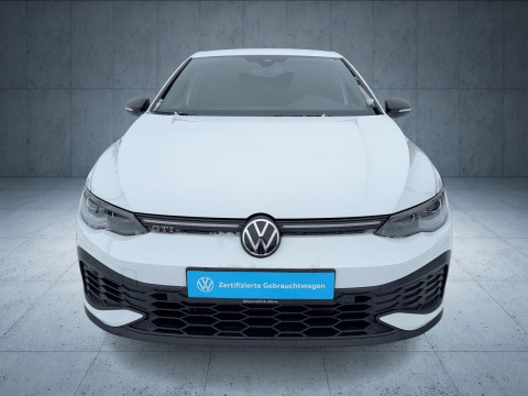 Volkswagen - Golf GTI