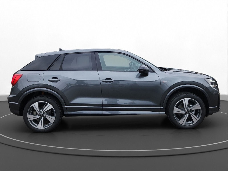 Audi - Q2