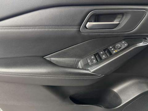 Ansicht 5 - Gebrauchtwagen Fahrzeug, Modell Qashqai der Marke Nissan von Verkäufer Auto Emotion GmbH & Co. KG