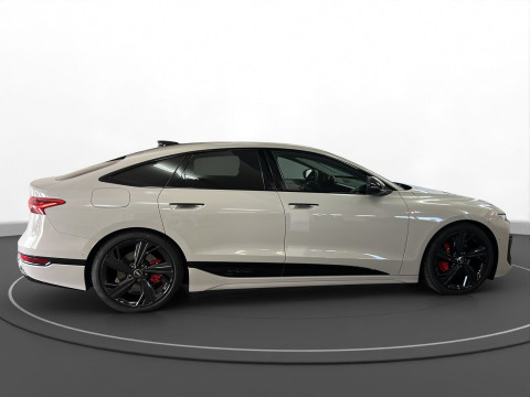 Audi - A6 Sportback e-tron