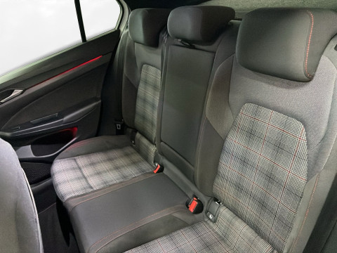 Volkswagen - Golf GTI