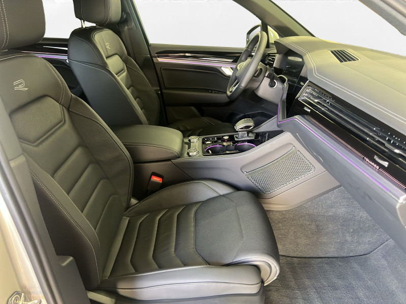 Volkswagen - Touareg