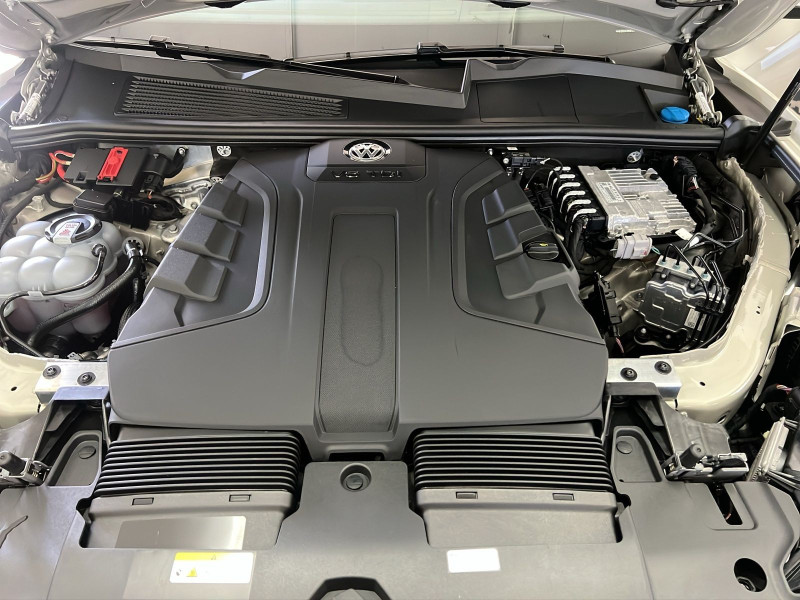 Volkswagen - Touareg