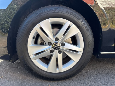 Volkswagen - Golf Variant