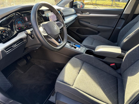 Volkswagen - Golf Variant