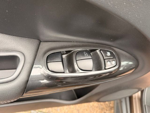 Ansicht 13 - Gebrauchtwagen Fahrzeug, Modell Juke der Marke Nissan von Verkäufer Auto Treff Oranke GmbH