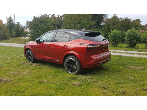 Ansicht 4 - Neuwagen Fahrzeug, Modell Qashqai der Marke Nissan von Verkäufer Autohaus Roland Stern - Zweigniederlassung der Autohaus MKM Huber GmbH