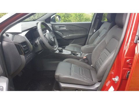 Ansicht 5 - Neuwagen Fahrzeug, Modell Qashqai der Marke Nissan von Verkäufer Autohaus Roland Stern - Zweigniederlassung der Autohaus MKM Huber GmbH