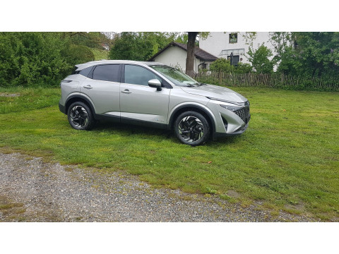 Ansicht 1 - Gebrauchtwagen Fahrzeug, Modell Qashqai der Marke Nissan von Verkäufer Autohaus Roland Stern - Zweigniederlassung der Autohaus MKM Huber GmbH