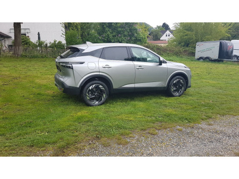 Ansicht 3 - Gebrauchtwagen Fahrzeug, Modell Qashqai der Marke Nissan von Verkäufer Autohaus Roland Stern - Zweigniederlassung der Autohaus MKM Huber GmbH