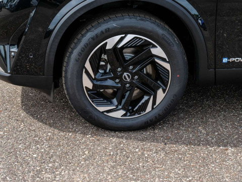 Ansicht 4 - Gebrauchtwagen Fahrzeug, Modell Qashqai der Marke Nissan von Verkäufer Moll Automobile GmbH & Co. KG