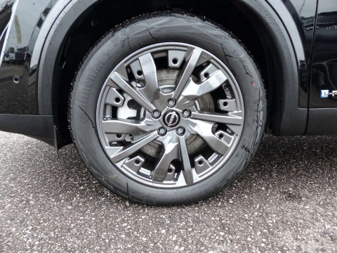 Ansicht 3 - Gebrauchtwagen Fahrzeug, Modell Qashqai der Marke Nissan von Verkäufer Moll Automobile GmbH & Co. KG