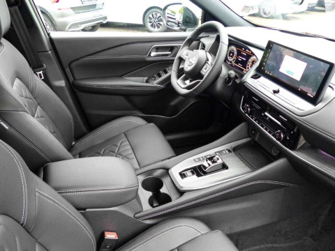 Ansicht 4 - Gebrauchtwagen Fahrzeug, Modell Qashqai der Marke Nissan von Verkäufer Moll Automobile GmbH & Co. KG