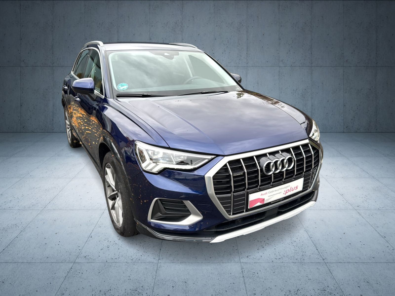 Audi - Q3