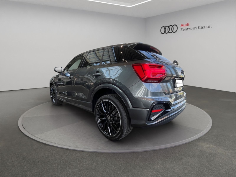 Audi - Q2