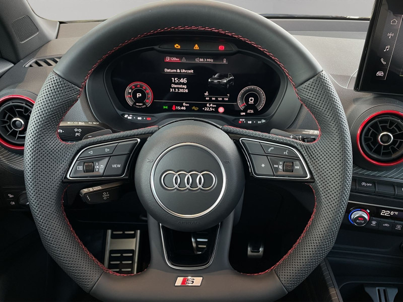 Audi - Q2