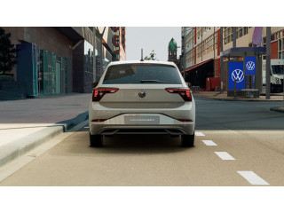 Fahrzeugbild eines Volkswagen Polo in grau.