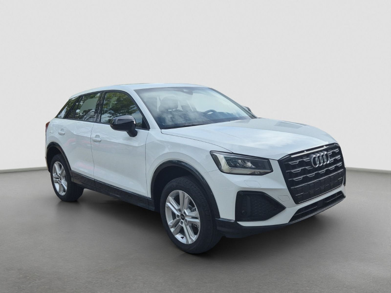 Audi - Q2