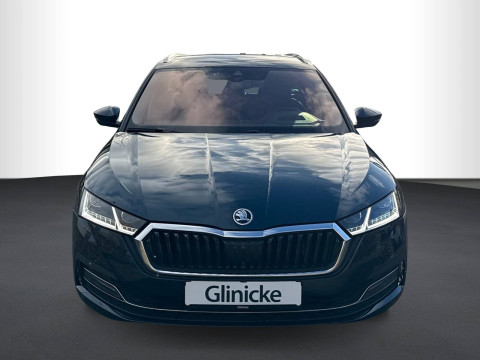 &Scaron;koda - Octavia