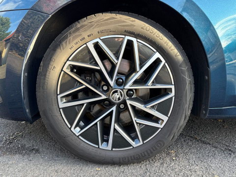 &Scaron;koda - Octavia