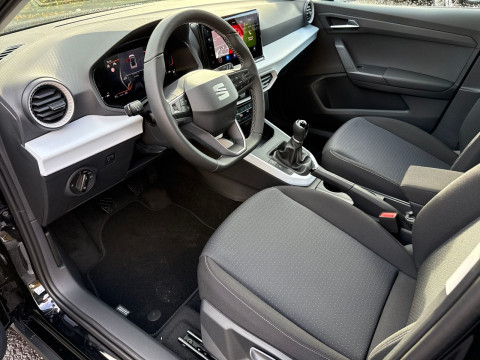 Seat Arona - Arona Road Edition 1.0 TSI AHK, NAVI, SHZ