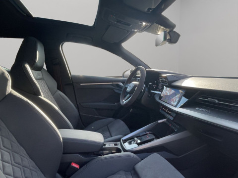 Audi - RS 3 Sportback