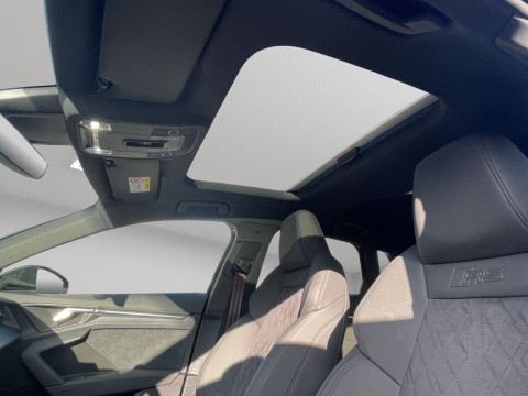 Audi - RS 3 Sportback